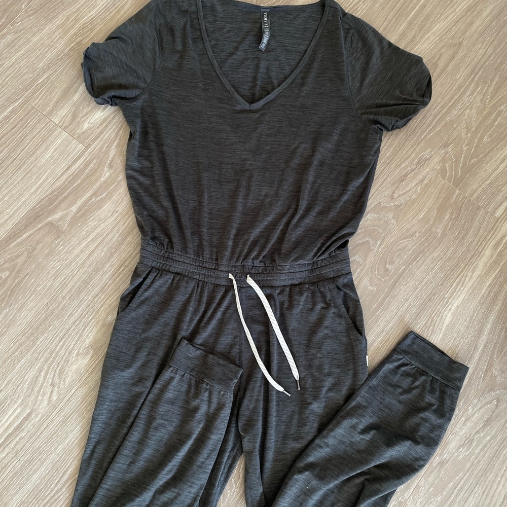 Vuori Women’s All Day Short Sleeve Jumpsuit Grey Sz XL EUC - Picture 4 of 9
